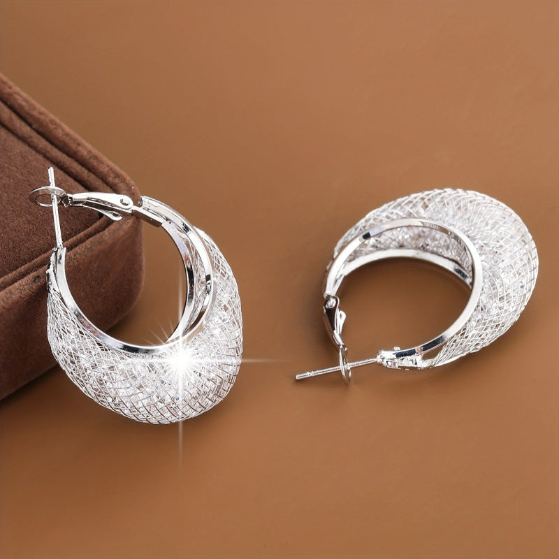 Elegant Elaborate Gold Circle Hoop Earrings For Women With Copper Ear Pins