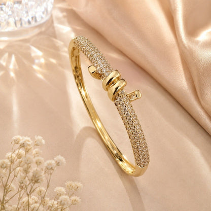 Luxurious Star Pattern Copper Bangle With Zircon Inlay In Gold