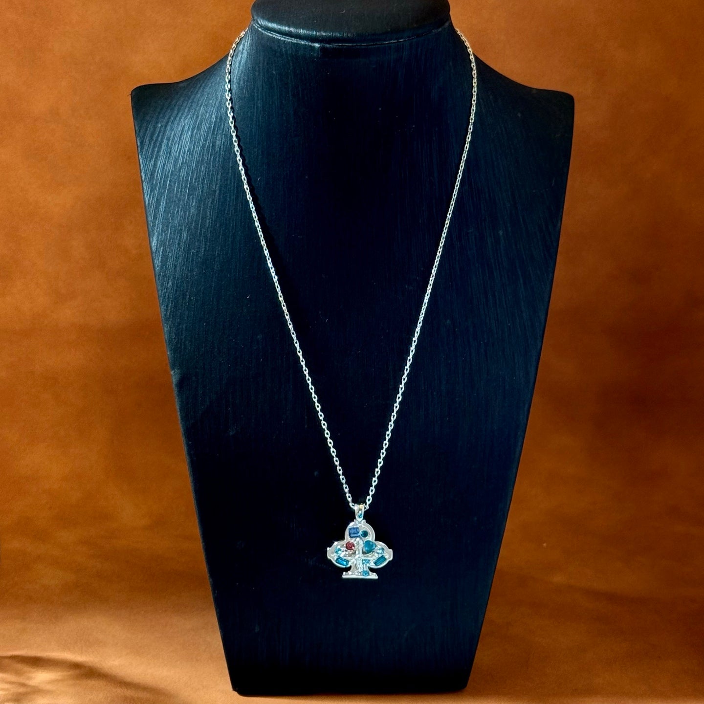 Gothic Heart Pendant Necklace With Waterproof Brass And Real Gold Plated Chain Featuring Zircon Inlay