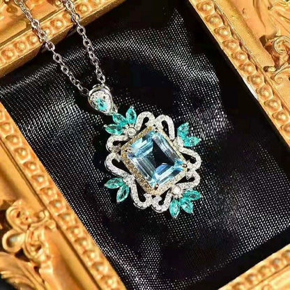 Blue Flowers Pendant Necklace For Women In Copper With Zircon Inlay And Cable Chain