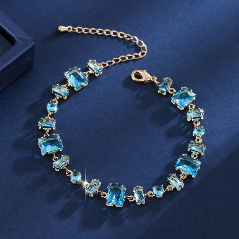 Luxurious Candy Copper Bracelet For Women With Blue Zircon Inlay
