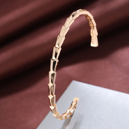 Women’s Electroplated Copper Bangle In Gold, 1 PCS Package