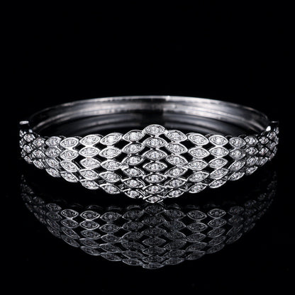 Luxurious Grid Pattern Copper Bangle For Women With Gold Electroplated Finish