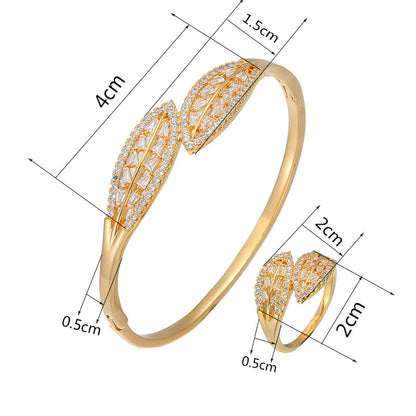 Leaves Pattern Copper Bangle With Real Gold Electroplated Finish In Elegant Gold, 1 Set