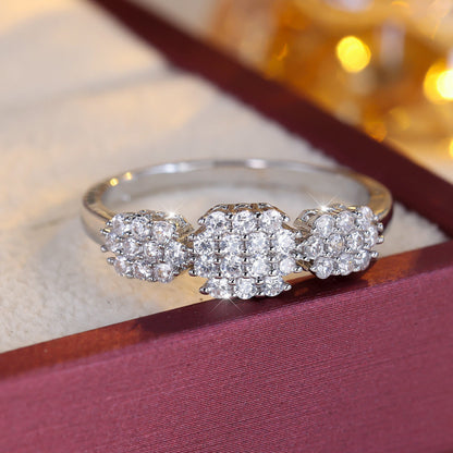 Luxurious Flowers Copper Ring For Women With Zircon Inlay In Gold