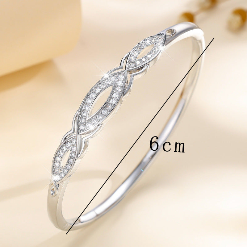 Simple Style Women’s Copper Bangle With Zircon Inlay In Elegant Gold