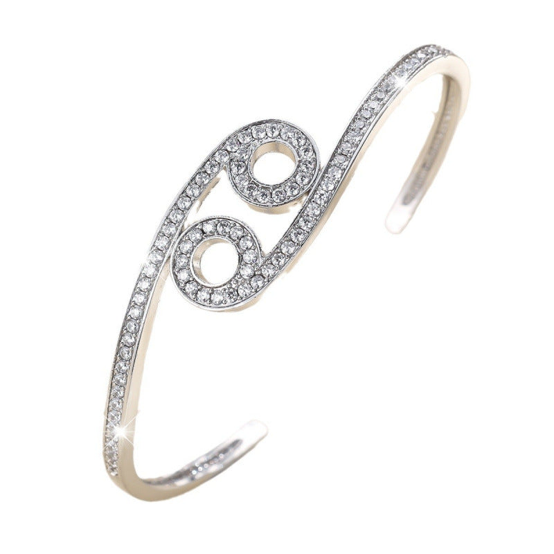 Women’s Copper Bangle With Zircon Inlay And Electroplated Gold Plating