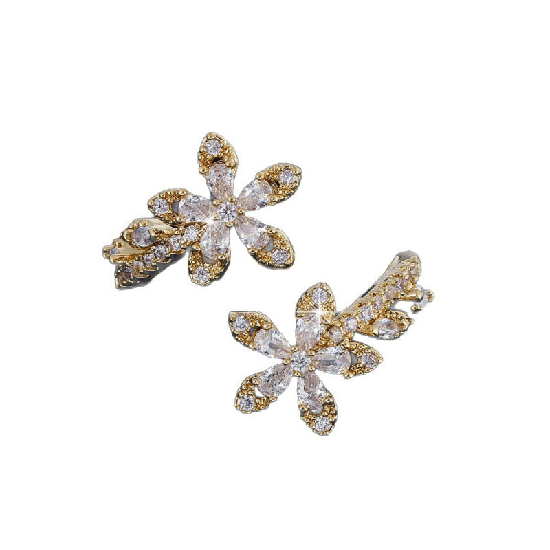 Elegant Flowers Open Ring For Women In Gold Copper With Zircon Inlay