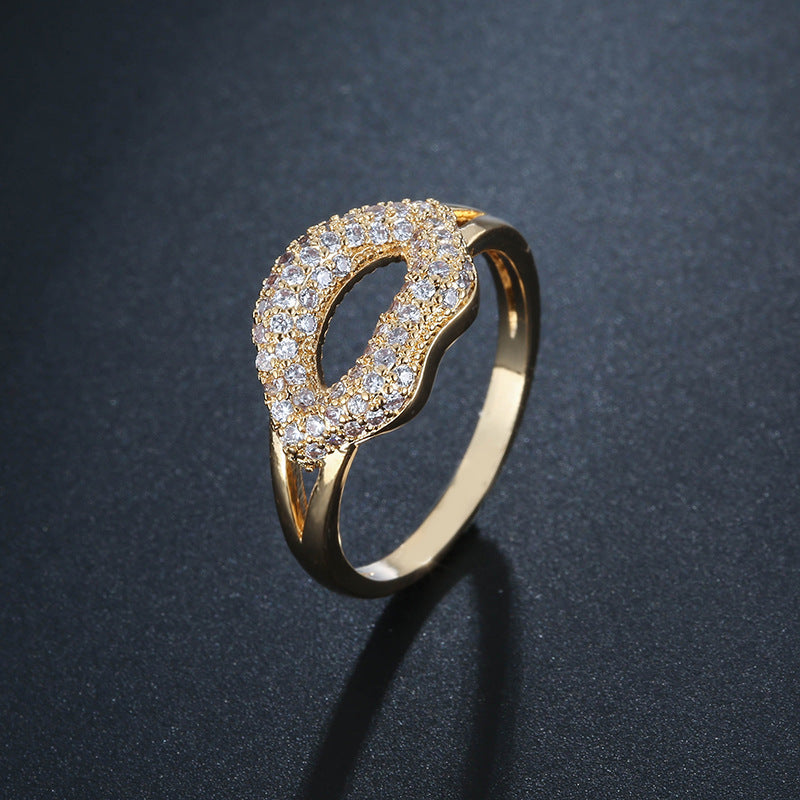 Women’s Lips Ring In Electroplated Copper With White Zircon Inlay, Stylish And Elegant Jewelry