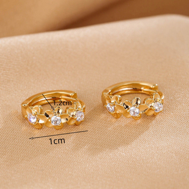 Sweet Flowers Hoop Earrings For Women In Electroplated Copper With Zircon Inlay