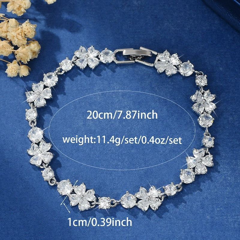 Women’s Electroplated Copper Flower Bracelet In White, Perfect For Daily Wear