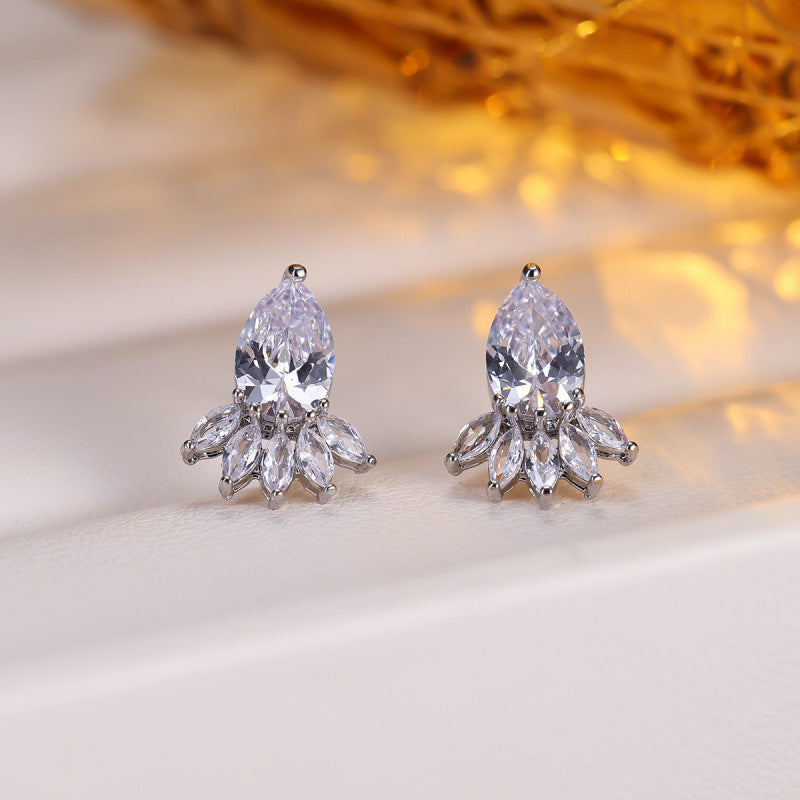 For Women Irregular Gold Stud Earrings Made With Copper Featuring Zircon Inlay