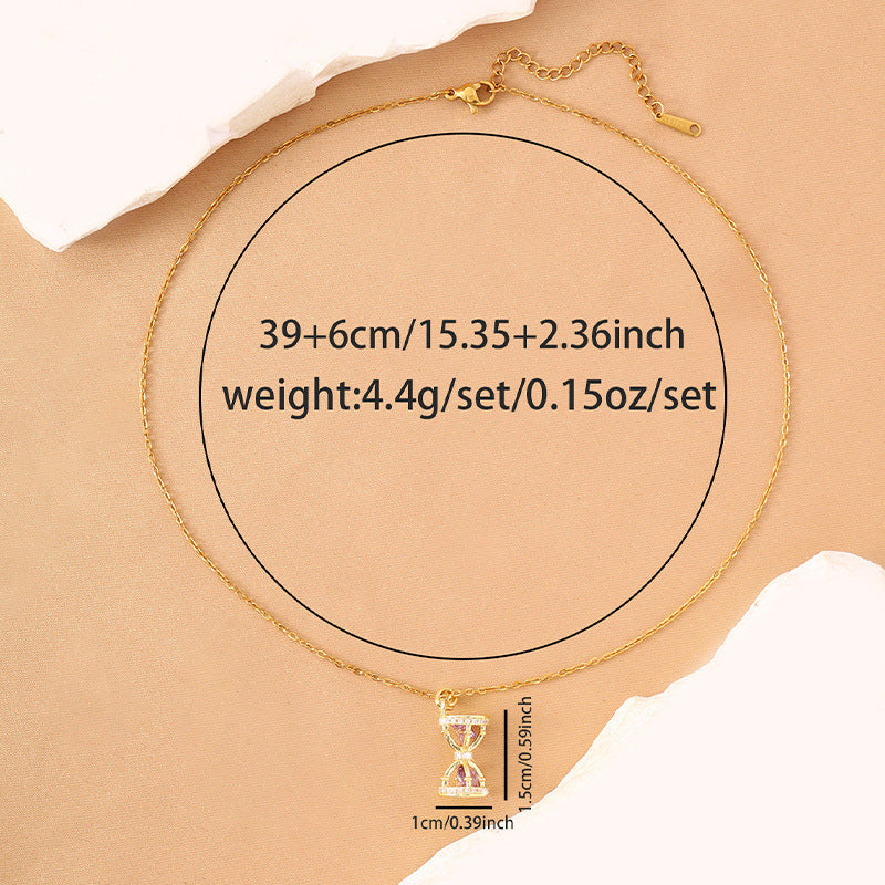 Women’s Sand Clock Pendant Necklace In Silver With Bezel Setting, Copper Material And Zircon Inlay On Cable Chain