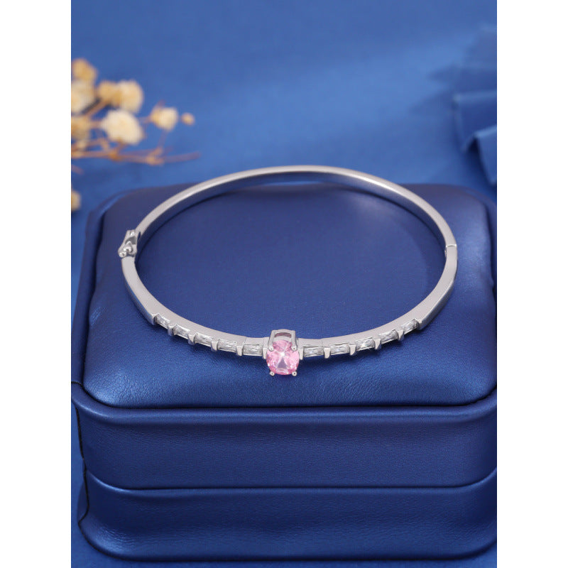 Irregular Inlay Zircon Copper Bangle For Women With Electroplated Gold Plating Process