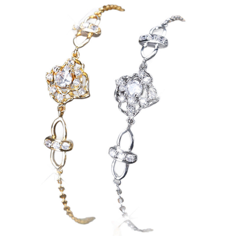 Simple Style Flowers Copper Bracelet For Women With Zircon Inlay In Gold