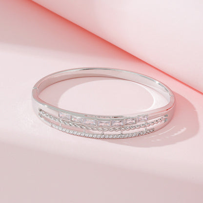 Round Braid Bangle For Women In Copper With Silver Plated Electroplated Finish Featuring Zircon Inlay
