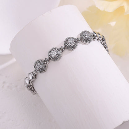 Simple Style Flowers Bracelet For Women In Electroplated Copper With Zircon Inlay