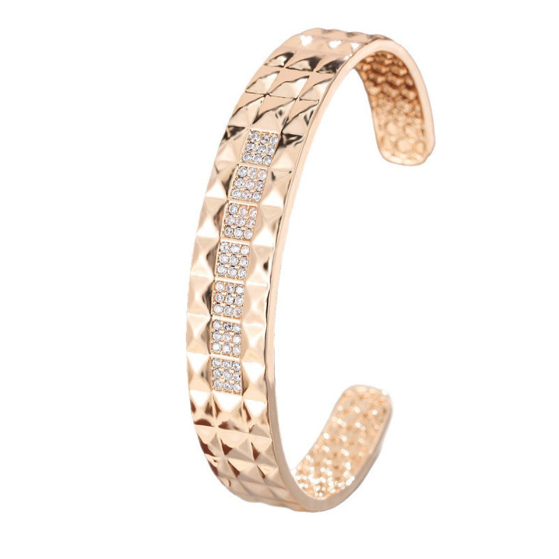 Simple Style Copper Bangle With Zircon Inlay In Gold Color