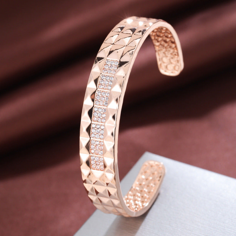 Simple Style Copper Bangle With Zircon Inlay In Gold Color