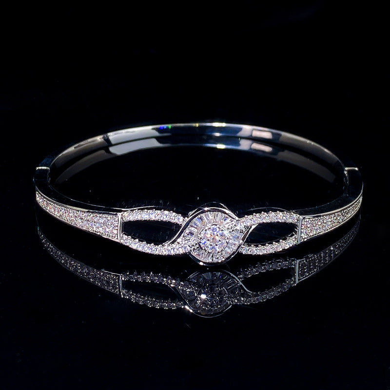 Irregular Copper Bangle For Women In Simple Style With Electroplated Gold Plating, 1 PCS Package
