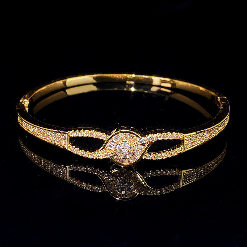 Irregular Copper Bangle For Women In Simple Style With Electroplated Gold Plating, 1 PCS Package