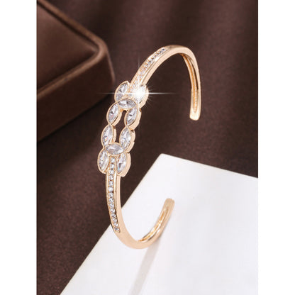 Simple Style Women’s Copper Bangle With Zircon Inlay, Electroplated Gold Plating
