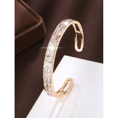 Simple Style Copper Bangle With Electroplated Gold Plating And Zircon Inlay Gem Design