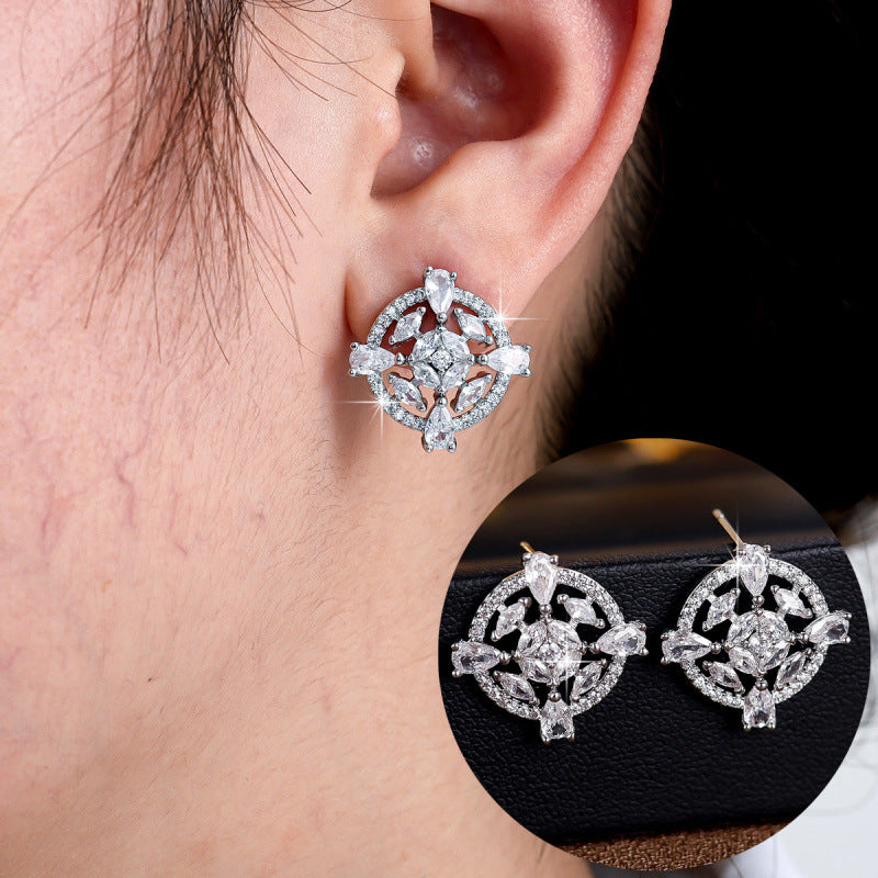 Women’s Jewelry Set Featuring Platinum Plated Copper With Zircon Inlay In Elegant Gold Tone