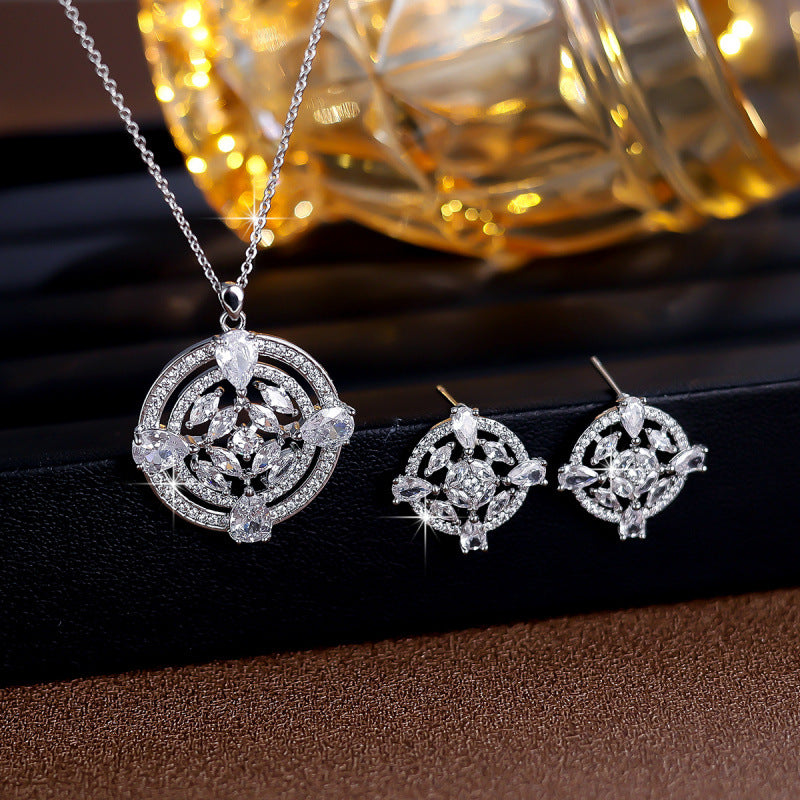 Women’s Jewelry Set Featuring Platinum Plated Copper With Zircon Inlay In Elegant Gold Tone