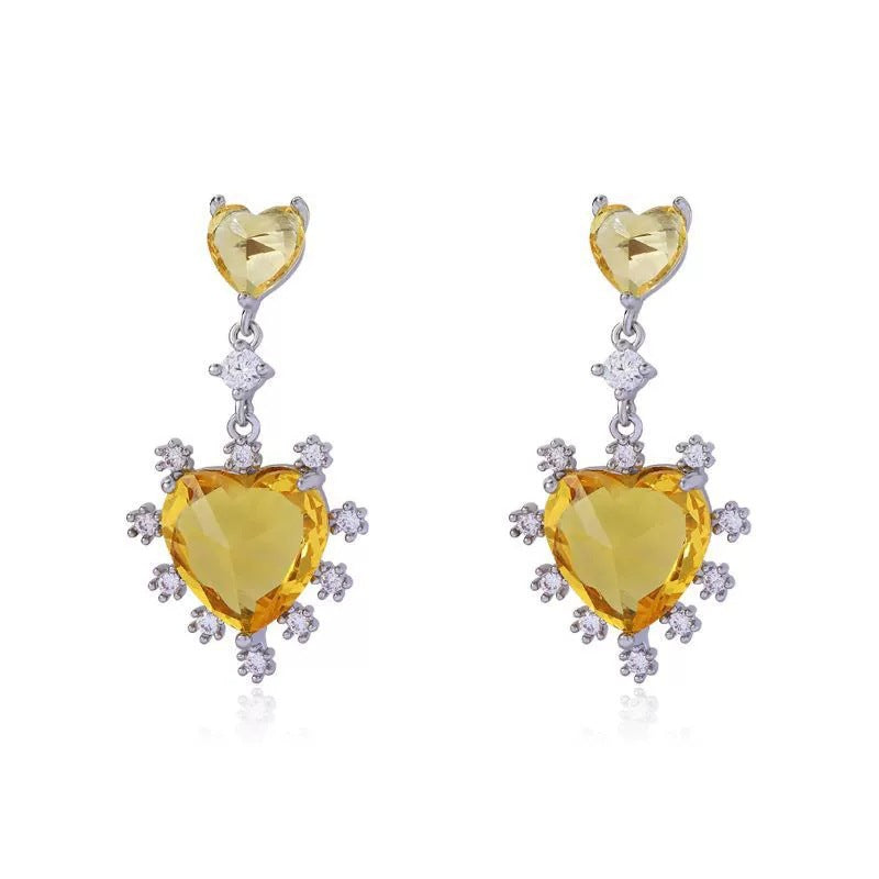 Heart Shape Stud Earrings For Women In Copper With Zircon Inlay, Featuring Design