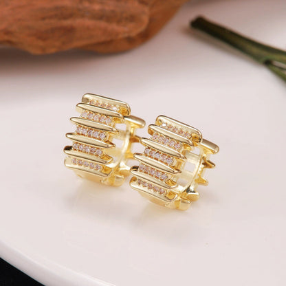 Irregular Stud Earrings For Women Featuring Copper Posts And Zircon Inlay