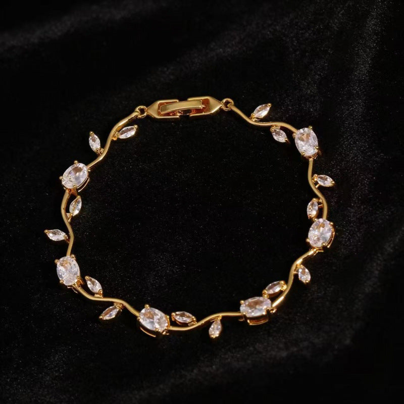 Simple Style Leaf Bracelet For Women In Electroplated Copper With Zircon Inlay
