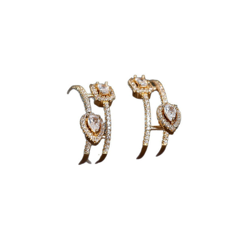 Water Droplets Earrings For Women In Gold Featuring Copper Ear Pins And Zircon Inlay