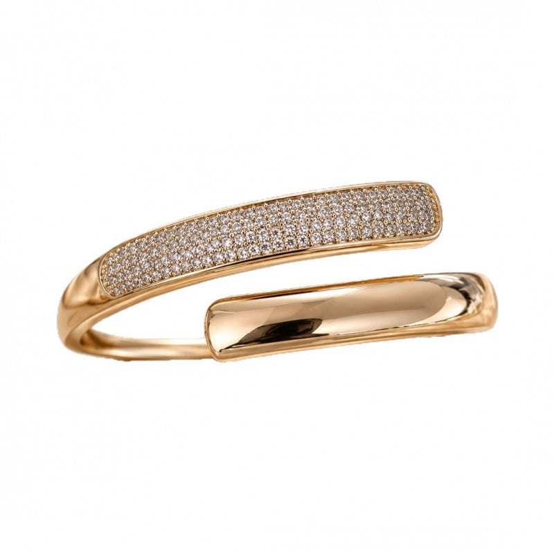 Asymmetrical Copper Bangle In Gold Featuring Simple Style, Perfect For Daily Wear