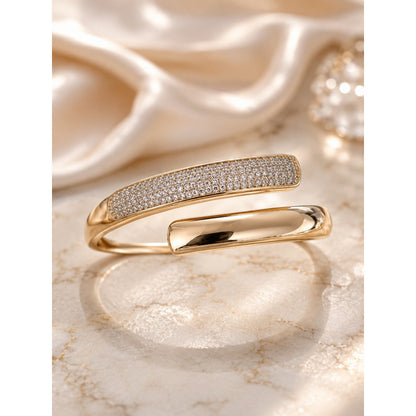 Asymmetrical Copper Bangle In Gold Featuring Simple Style, Perfect For Daily Wear