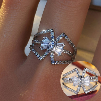 Women’s Bow Tie Ring In Copper With Zircon Inlay, Available In Elegant Gold