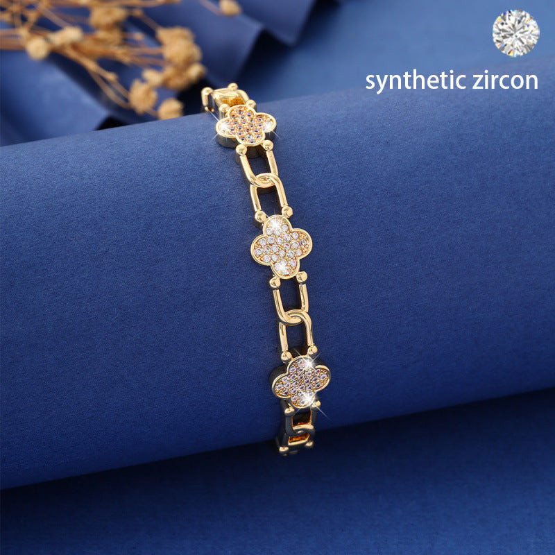 Heart Shape Inlay Bangle For Women, Electroplated Copper With Zircon Inlay, Elegant And Stylish Jewelry