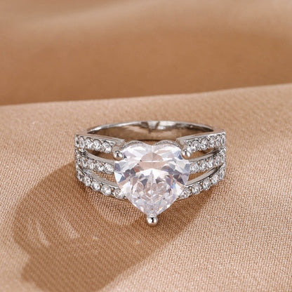 Heart Shape Ring For Women In White, Copper Material With Electroplated Gold Plating And Zircon Inlay