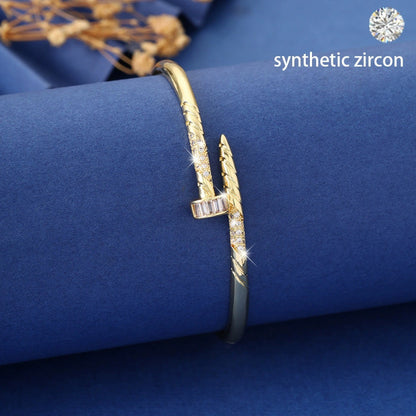 Heart Shape Inlay Bangle For Women, Electroplated Copper With Zircon Inlay, Elegant And Stylish Jewelry