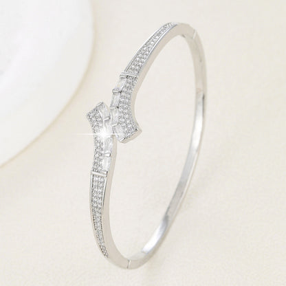 Geometric Copper Bangle For Women In Simple Style With Zircon Inlay