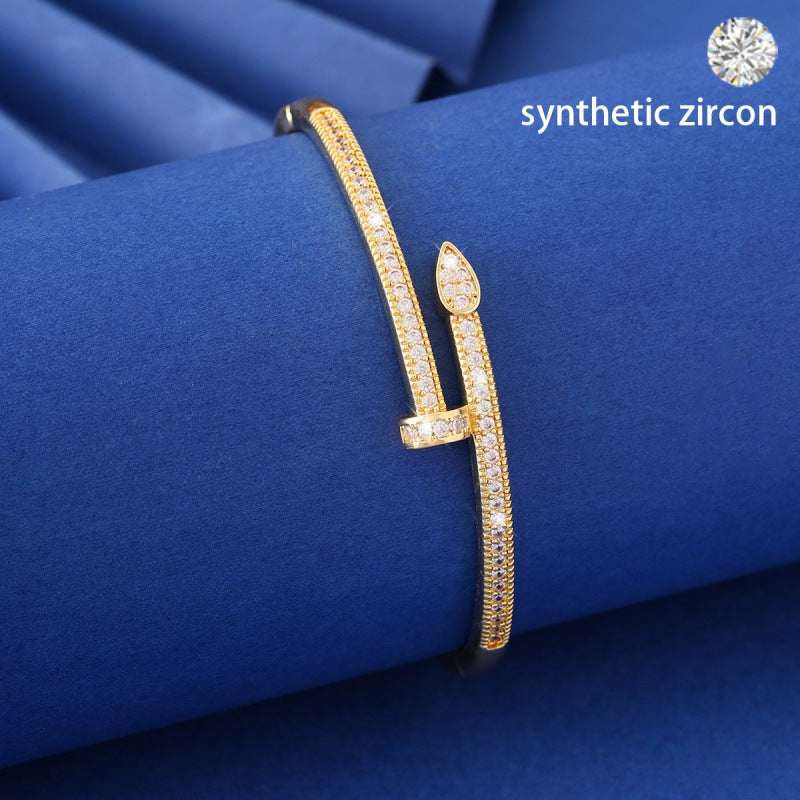 Heart Shape Inlay Bangle For Women, Electroplated Copper With Zircon Inlay, Elegant And Stylish Jewelry