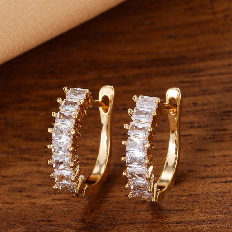 Sweet Style Circle Earrings For Women With Bezel Setting, Electroplated Copper And Zircon Inlay