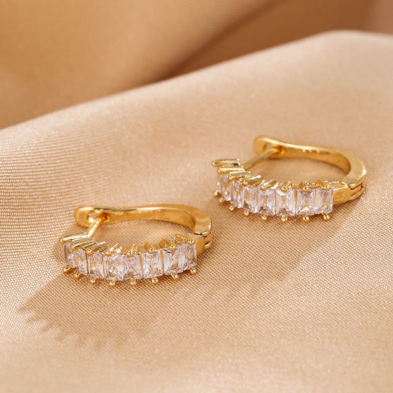 Sweet Style Circle Earrings For Women With Bezel Setting, Electroplated Copper And Zircon Inlay