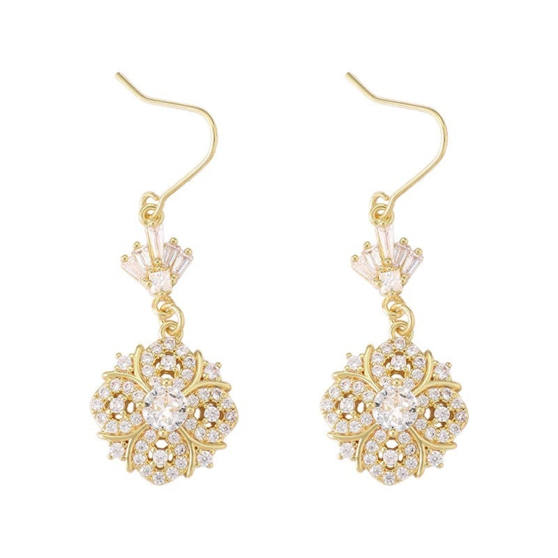 Irregular Stud Earrings For Women Featuring Electroplated Finish And Copper Posts Inlaid With Zircon