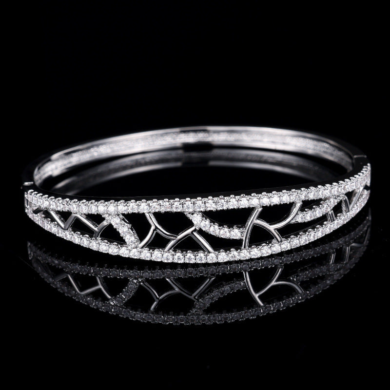 Luxurious Geometric Copper Bangle For Women With Zircon Inlay