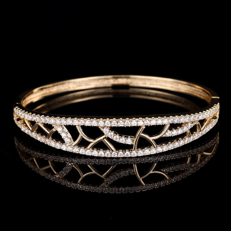 Luxurious Geometric Copper Bangle For Women With Zircon Inlay