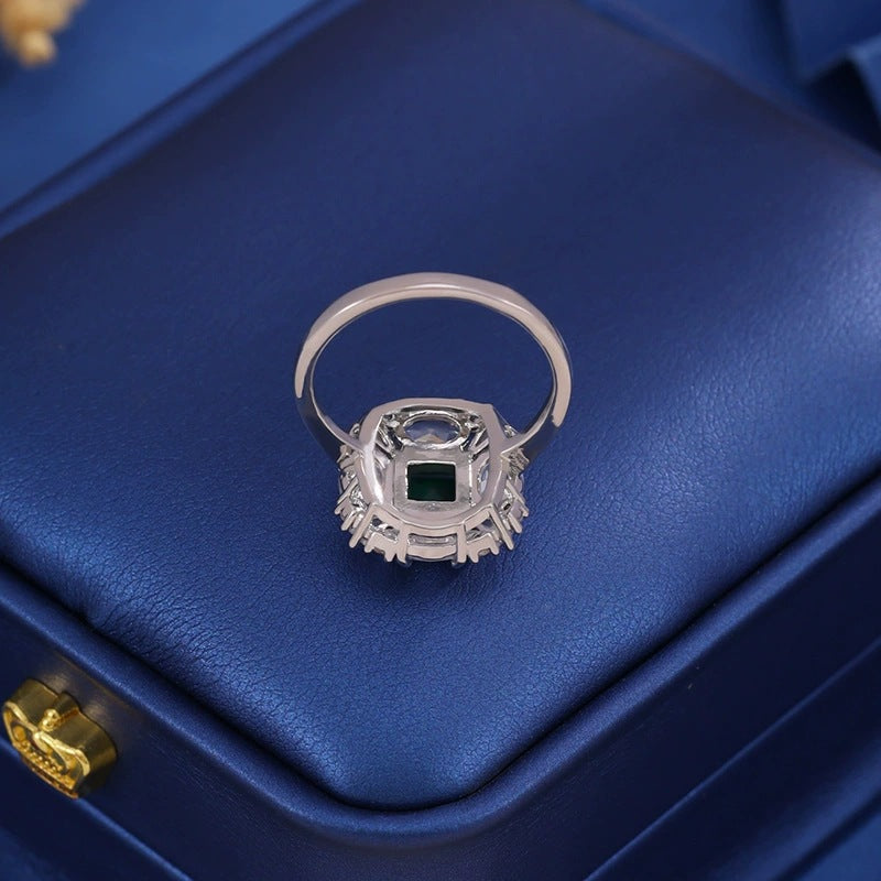 Retro Irregular Copper Ring For Women With Electroplated Gold Plating And Zircon Inlay