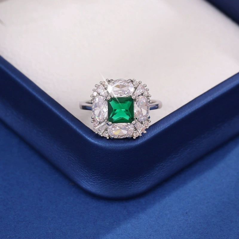 Retro Irregular Copper Ring For Women With Electroplated Gold Plating And Zircon Inlay