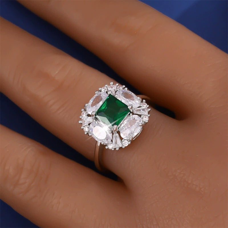 Retro Irregular Copper Ring For Women With Electroplated Gold Plating And Zircon Inlay