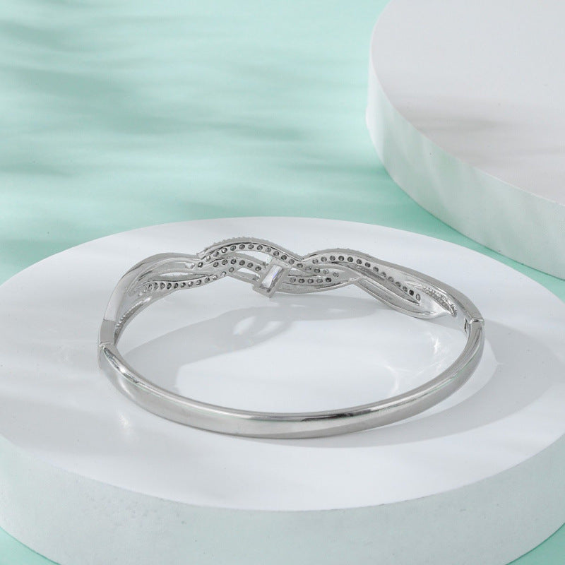 Elegant Electroplated Copper Bangle With Zircon Inlay, Featuring Stretch Adjustable Clasp